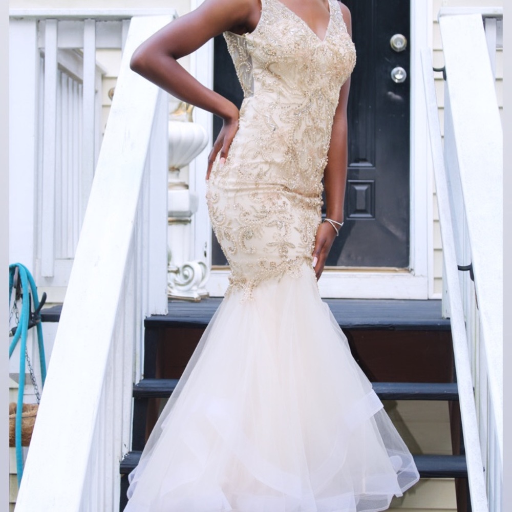 PROM DRESS FOR SALE